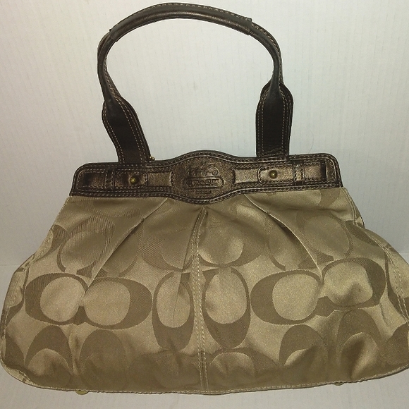 Must See☆Rare☆COACH "Garnet" Large Signature Pleated Sateen Satchel☆2009 - Picture 16 of 16